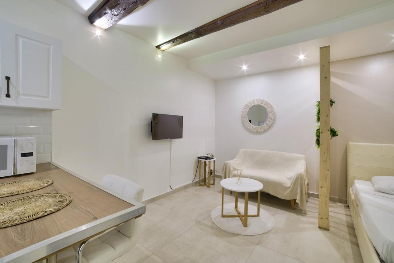 Superb Flat Near The Beach In Antibes Eksteriør billede